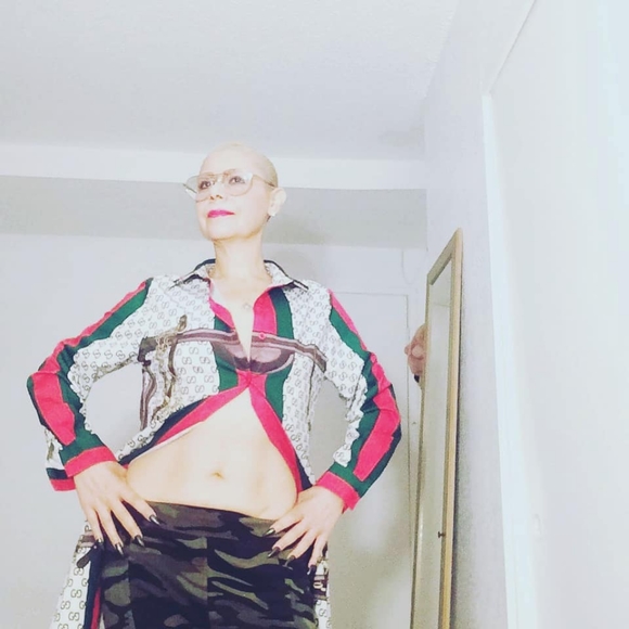 Top - Picture 2 of 3